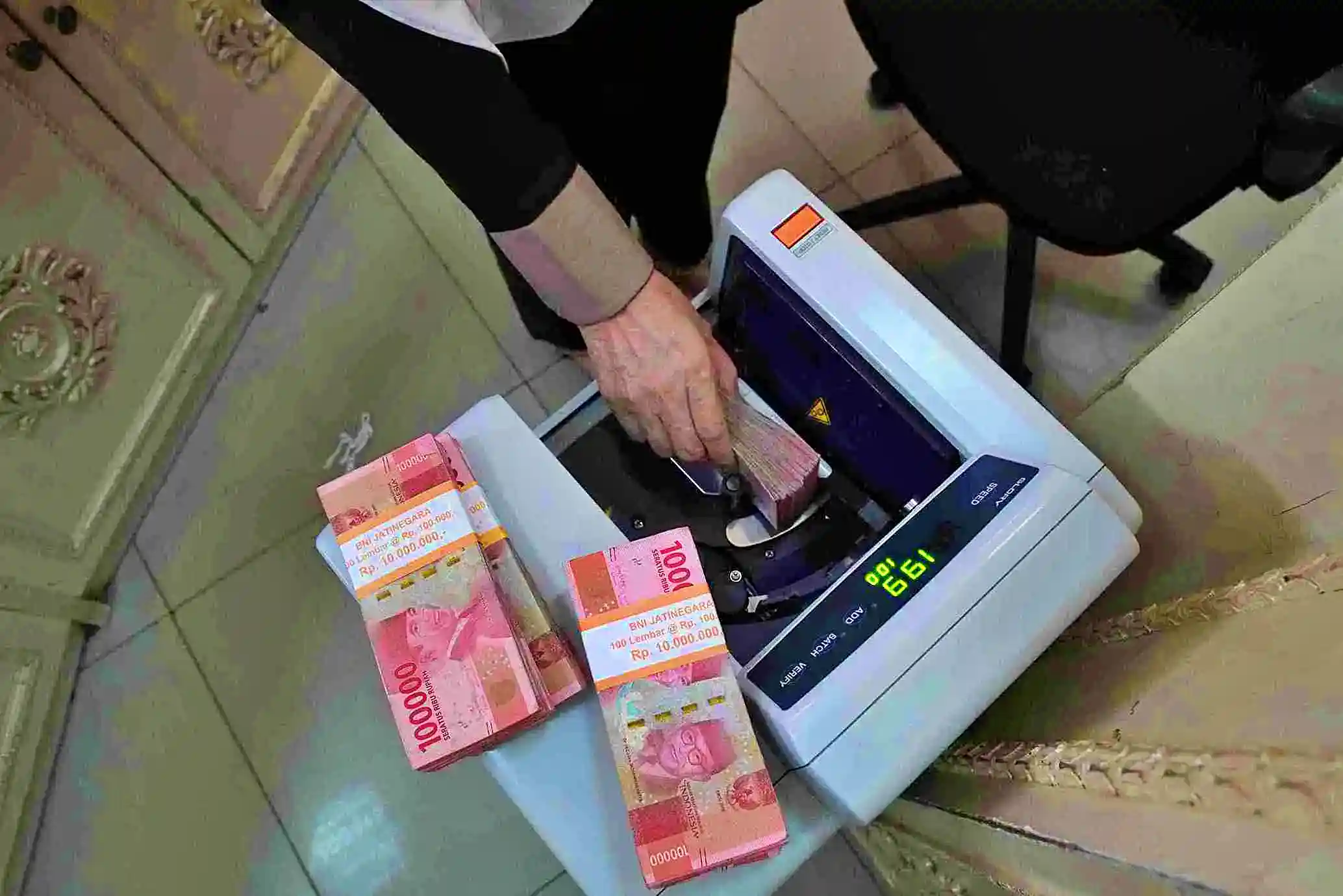 Ilustrasi Kemenkeu bantu Bank Indonesia menjaga nilai tukar rupiah. Foto: dok KabarBursa.com