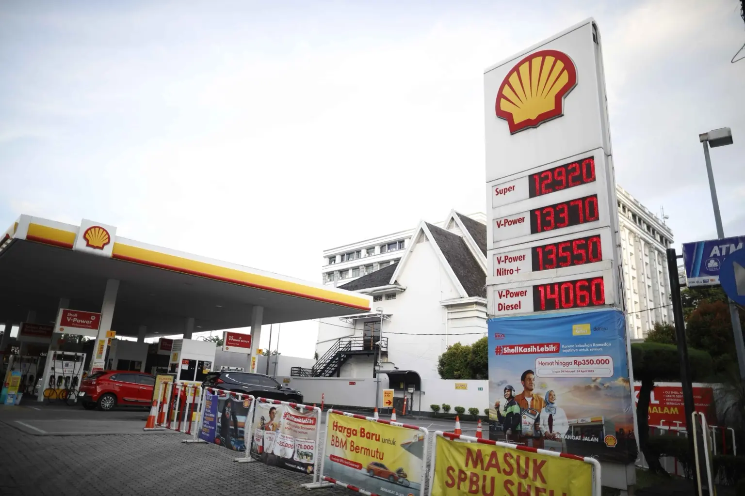Permintaan minyak global diproyeksi turun pada 2026. IEA menilai perang Timur Tengah mulai menekan konsumsi energi dunia. Foto: Dok. KabarBursa.com.