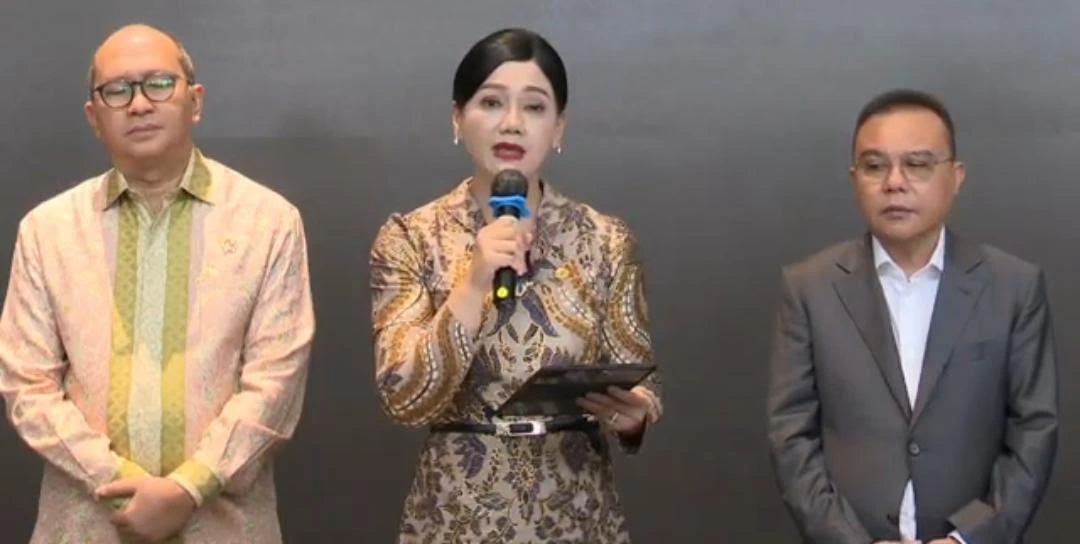 Wakil Ketua DPR RI Sufmi Dasco Ahmad bersama Chief Executive Officer (CEO) BPI Danantara Rosan Roeslani dan Chief Operating Officer (COO) Danantara Dony Oskaria mendatangi Bursa Efek Indonesia (BEI)
