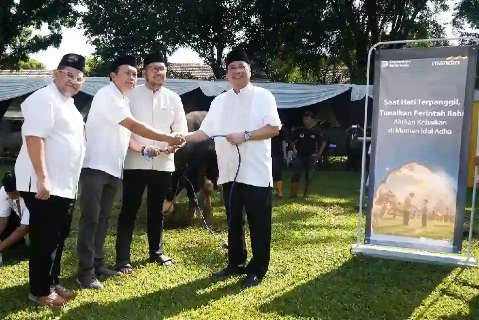 Idul Adha 2026, Bank Mandiri salurkan 2.529 hewan kurban ke berbagai daerah. Foto: dok. Bank Mandiri
