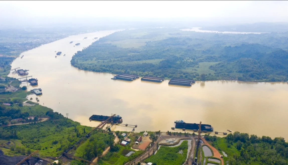 Menjelang RUPS 2026, investor menanti hasil transformasi HRUM ke bisnis nikel di tengah pemulihan harga dan bayang-bayang surplus pasokan global. Foto: Dok. Harum Energy.