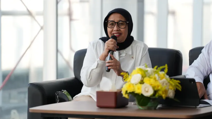 Ketua BGN Naniek S. Deyang: dari Ruang Redaksi hingga Panggung Kebijakan Publik