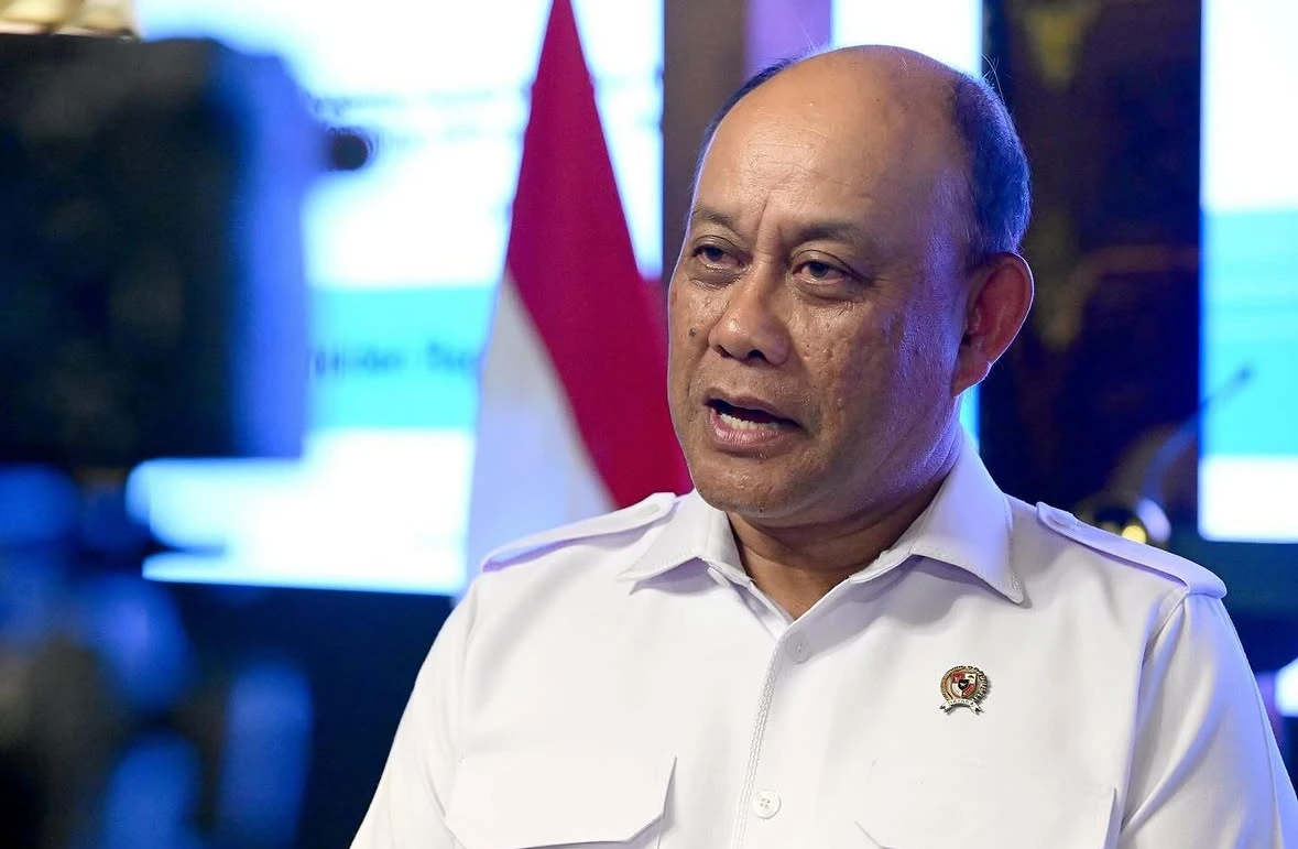 Dadan Hindayana ditetapkan sebagai tersangka korupsi Program Makan Bergizi Gratis. Dua mantan wakil kepala BGN juga ikut dijerat Kejagung. Foto: IG @kemensetneg.ri.