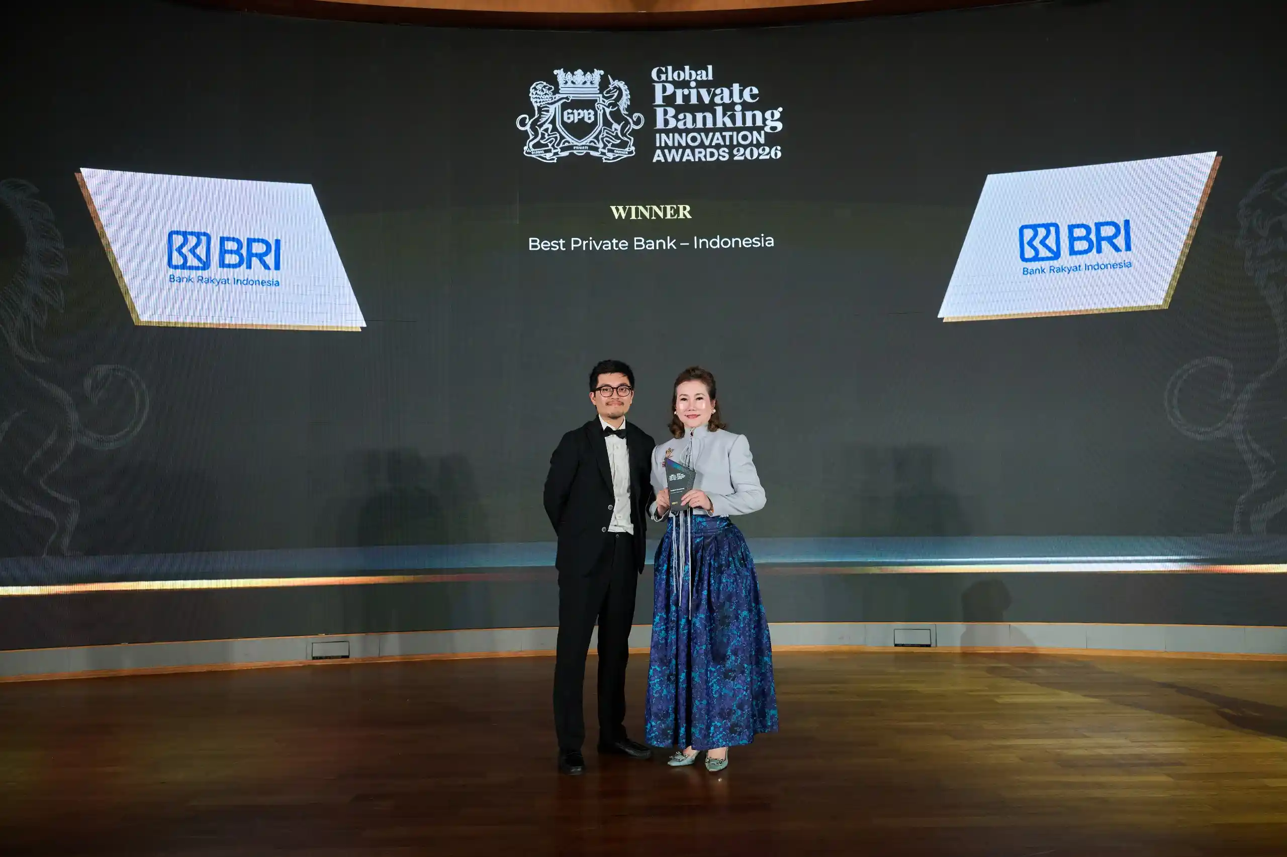 BRI mendapatkan penghargaan internasional Best Private Bank versi Global Private Banker. Foto: dok. BRI